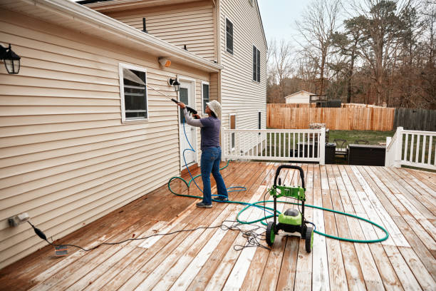 Fence Pressure Washing in Kingston, TN